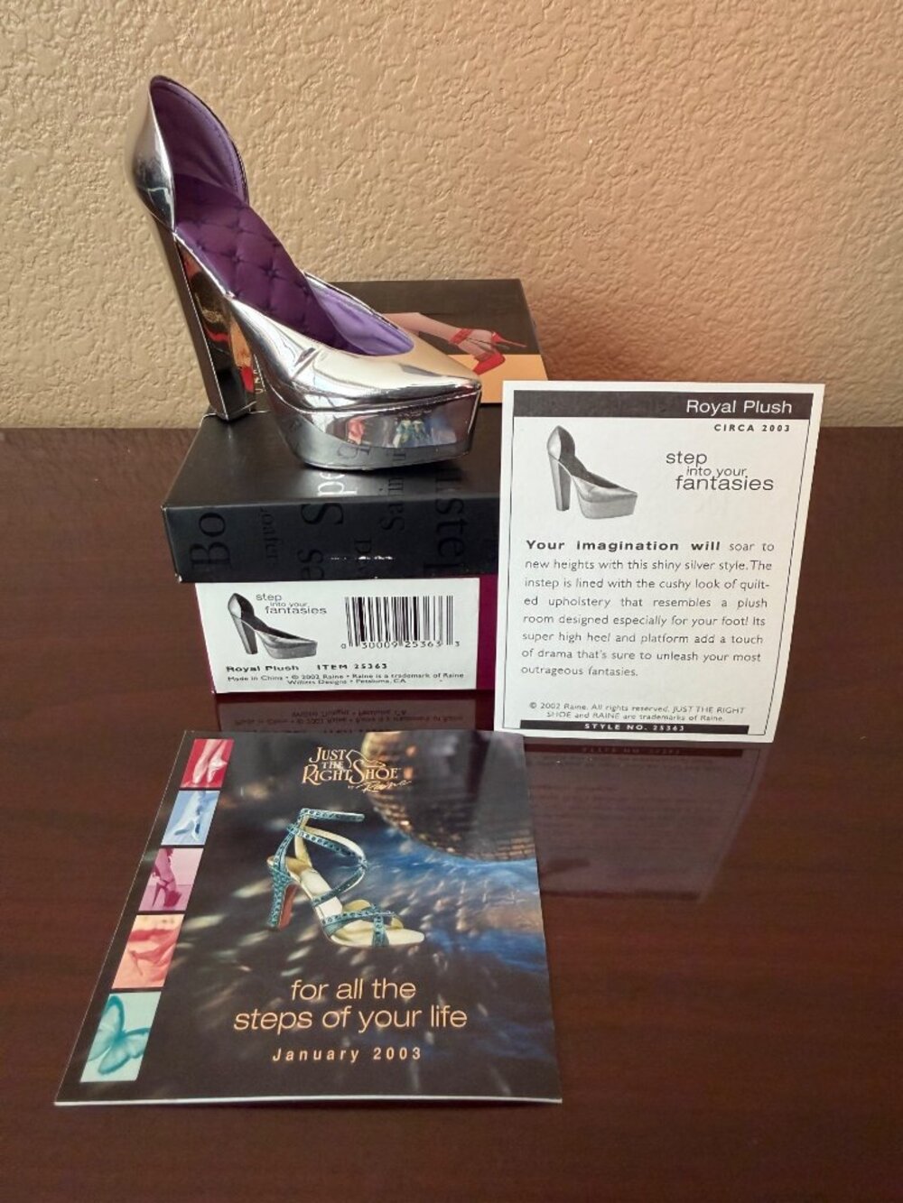 2002 Just the Right Shoe by Raine Royal Plush Silver Platform NEW 1 - Picture 2 of 12